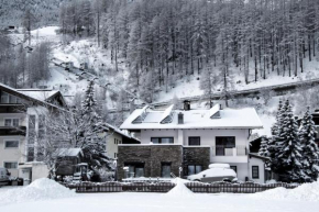 Отель Linserhof Ferienappartements, Зёльден